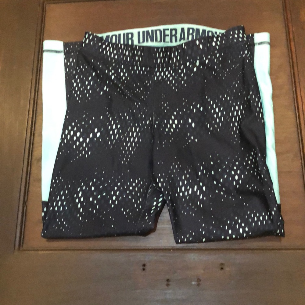 Under armor heat gear compression capri